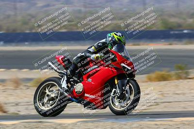 media/Apr-10-2022-SoCal Trackdays (Sun) [[f104b12566]]/Turn 14 (10am)/